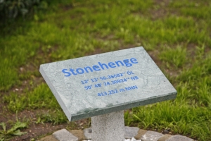 57.Enthuellung Koordinatentafel Stonehenge Greiz 